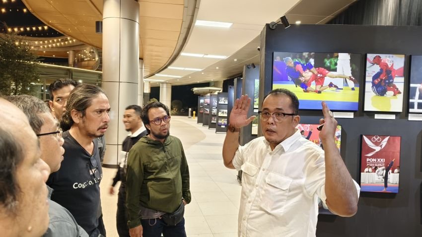 Aulia Rachman Apresiasi Pameran Foto PON XXI Aceh-Sumut