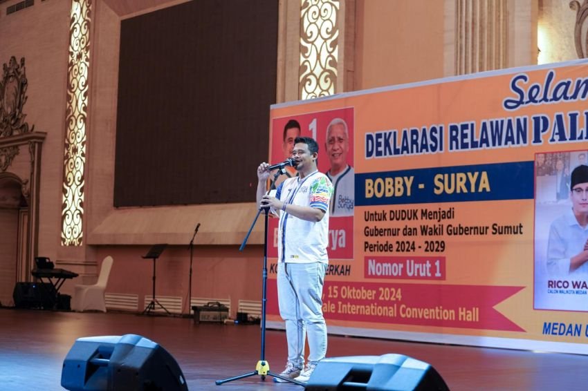 Ribuan Orang Deklarasi Menangkan Bobby-Surya di Medan