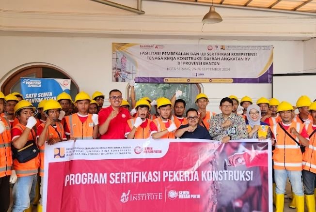 Semen Merah Putih Gelar Pelatihan Kompetensi & Sertifikasi Tenaga Kerja Konstruksi di Serang