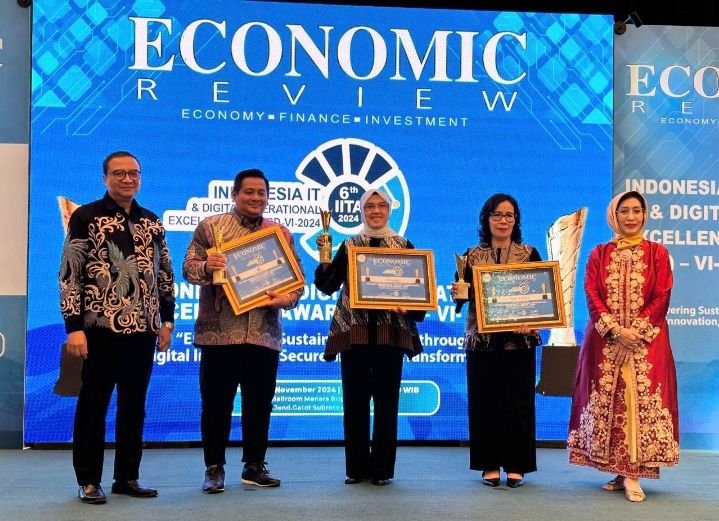 Bank Sumut Raih Platinum Award di Indonesia IT & Digital Operational Excellence Award VI 2024