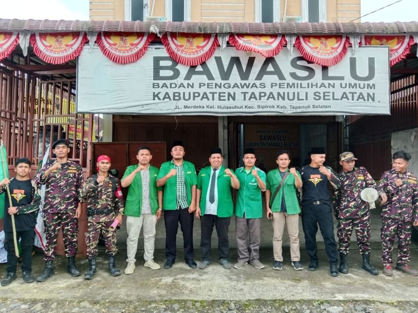 Stop Intimidasi Pemilu! GP Ansor Gelar Deklarasi Pilkada Damai di Depan Kantor Bawaslu Tapanuli Selatan, Kawal Pemilihan Jurdil tanpa Kecurangan