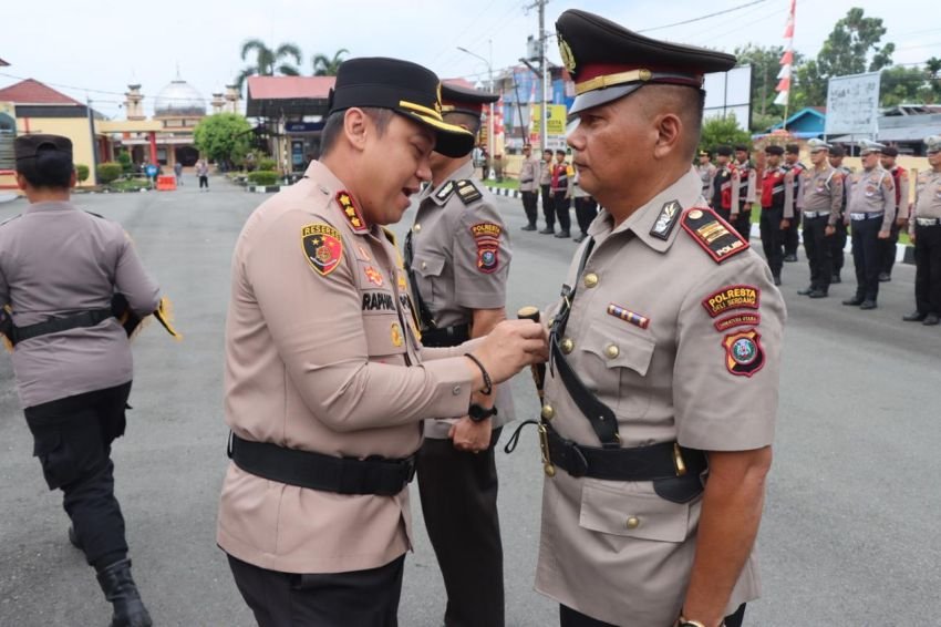 Kapolresta Deli Serdang Pimpin Serah Terima Jabatan Kapolsek Talun Kenas