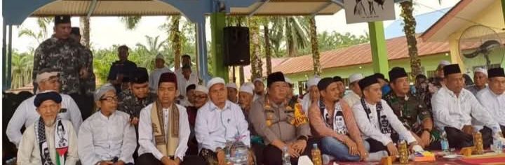 Kapolres AKBP Dari Astetika Bersama Personel Hadiri dan Siaga Amankan Tabligh Akbar Ustad H. Abdul Somad Batubara L.c di Palas