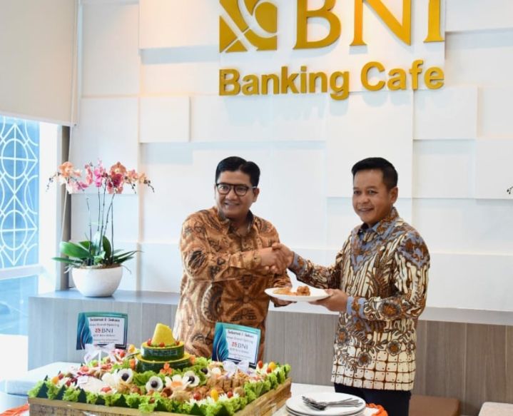 Rektor Prof Muryanto Amin Resmikan Kantor Cabang Pembantu BNI di Kampus USU