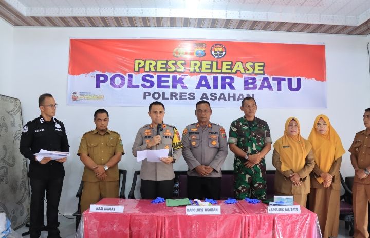 Viral,..Kemunculan Api di Rumah Warga, Polsek Air Batu Polres Asahan Lakukan Pengungkapan