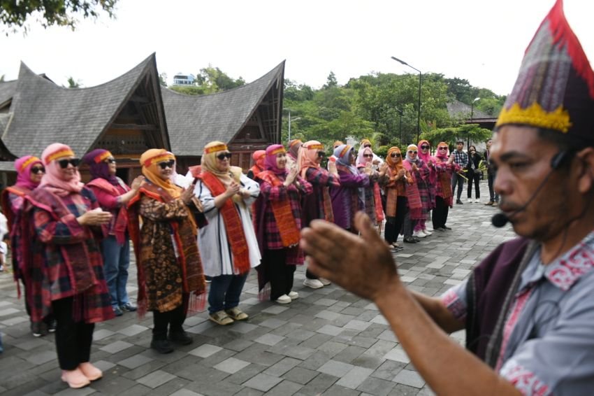 Ajak PKK Sumsel ke Danau Toba, PKK Sumut Harapkan Promosikan Keindahannya