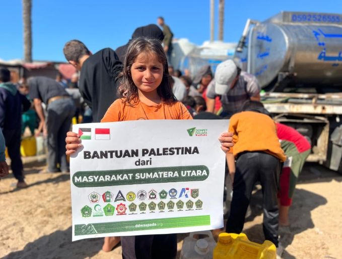 Dari Masyarakat Sumut, Dompet Dhuafa Waspada Salurkan Bantuan Air Bersih Untuk 1.200 KK di Gaza Selatan