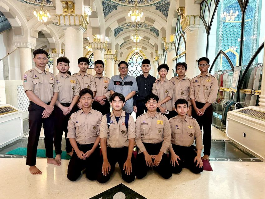 SMA Plus Jabal Rahma Mulia Gelar Kunjungan Edukasi ke Situs Sejarah di Medan