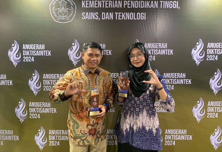 Humas Unimed Raih 2 Penghargaan Anugerah Humas Diktisaintek 2024