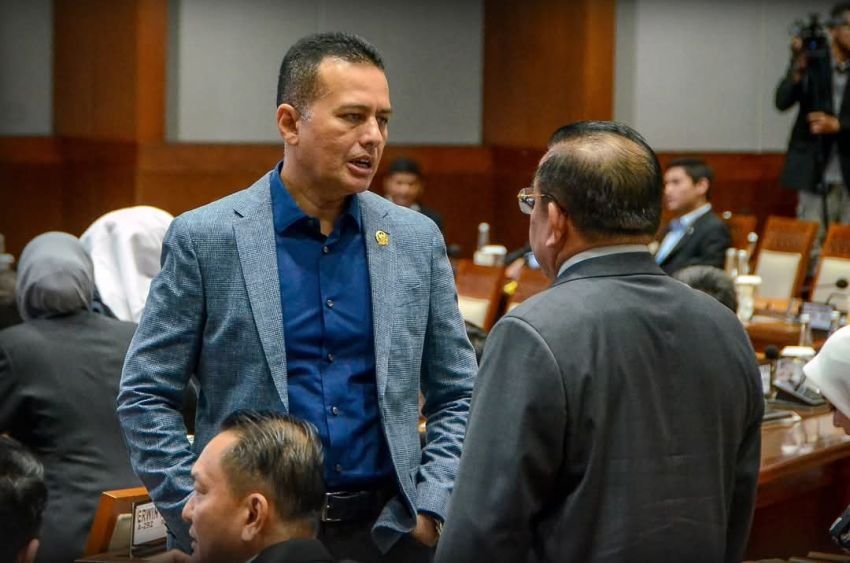 Anggota DPR RI Musa Rajekshah Ikuti Rapat Paripurna Penutupan Masa Sidang I dan Pengesahan Pimpinan KPK