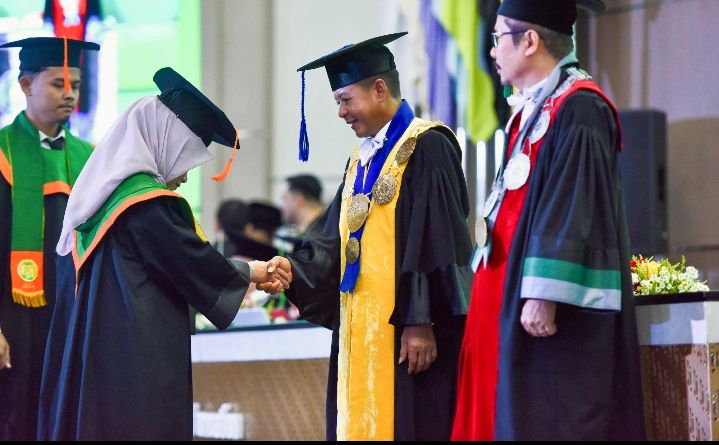 USU Kukuhkan 2.602 Wisudawan, Rektor Tekankan Pentingnya Budaya Digital