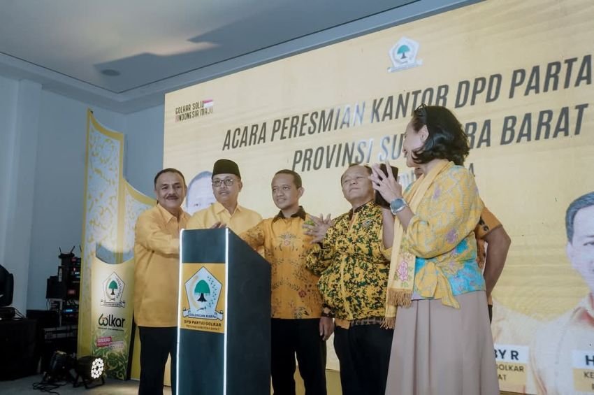 Bahlil Lahadalia Resmikan Kantor Baru DPD Partai Golkar Sumbar
