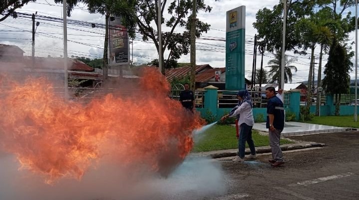 Jelang Nataru, PLN UP3 Padang Sidempuan Pastikan Kesiapsiagaan Pegawai Dengan Pelatihan Tanggap Darurat