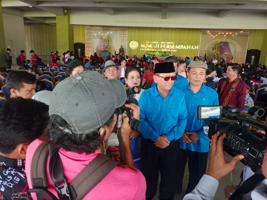 Dr. RE.Nainggolan Dukung Natal PWI Sumut