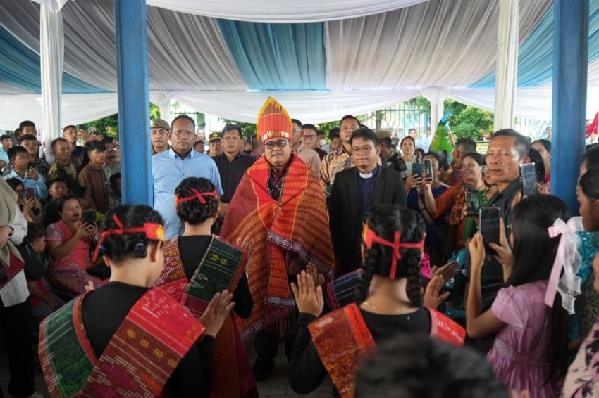 Safari Natal Momentum Pemko Medan Rayakan Suka Cita Natal Bersama Masyarakat