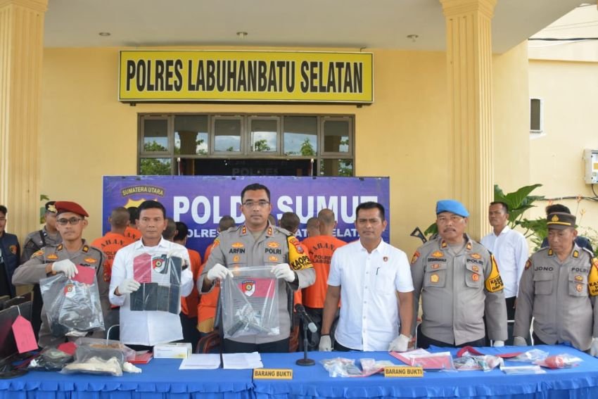 Polres Labusel Ungkap Perampasan Truk Tangki Minyak, 5 Tersangka Ditangkap 2 DPO