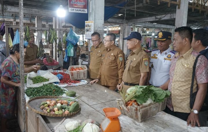 Bupati Asahan Sidak Harga dan Ketersediaan Bahan Pokok Jelang Nataru
