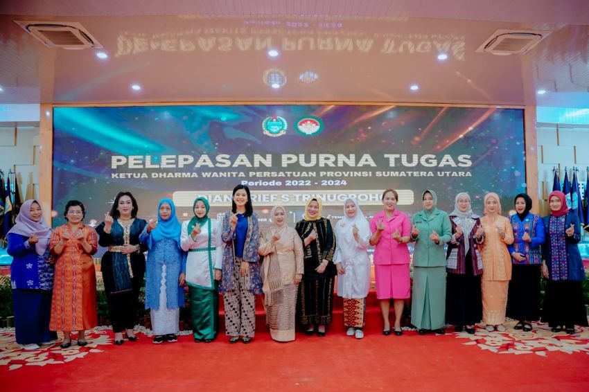 Kahiyang Ayu Hadiri Pemberian Piagam Penghargaan Pjs & Plt Ketua TP PKK Kabupaten/Kota se-Sumut