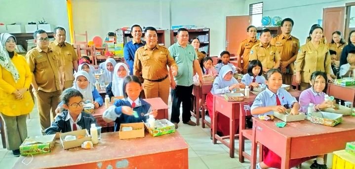 Pemkab Simalungun Laksanakan Gerakan Serentak Makanan Bergizi Sehat Bagi Peserta Didik