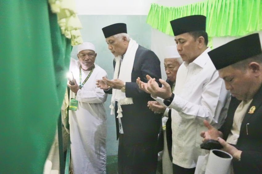 Pj Gubernur Sumut Agus Fatoni Hadiri Haul ke-22 Pendiri Thariqat Naqsyabandiyah Jabal Qubis