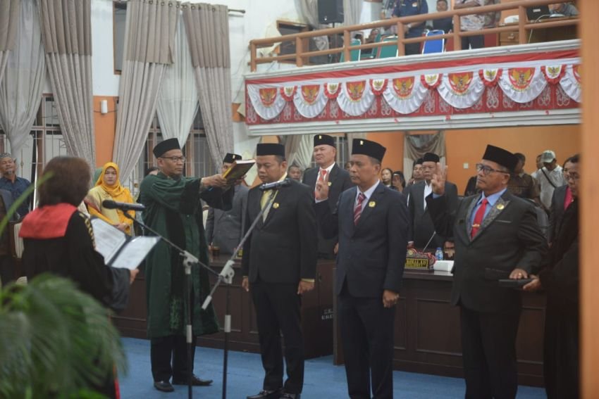 Bupati Bersama Wabup Hadiri Pelantikan Ketua DPRD Dan Wakil DPRD Pakpak Bharat Periode 2024-2029
