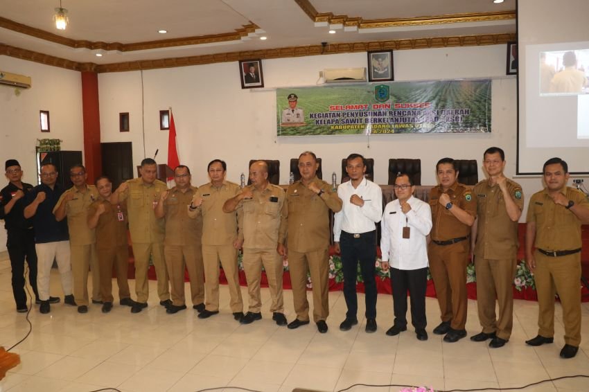 Pemkab Paluta Wujudkan Perkebunan Kelapa Sawit Berkelanjutan Melalui RAD-KSB