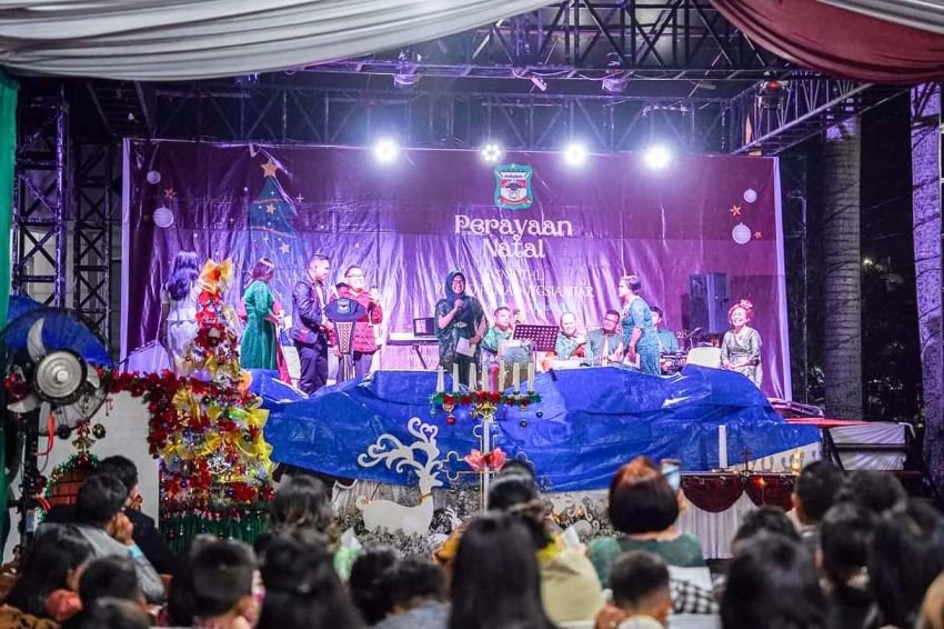 Wali Kota menghadiri acara Perayaan Natal ASN-THL Pemko Pematangsiantar