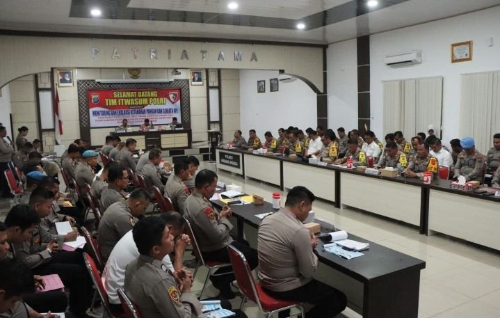 Itwasum Polri Monev Program Ketahanan Pangan Dan Pemeriksaan Senjata Api Di Polres Sergai