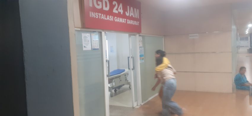 Seorang Mahasiswi Dianiaya Empat Wanita Berambut Pirang, Ketrin Dilarikan ke Rumah Sakit