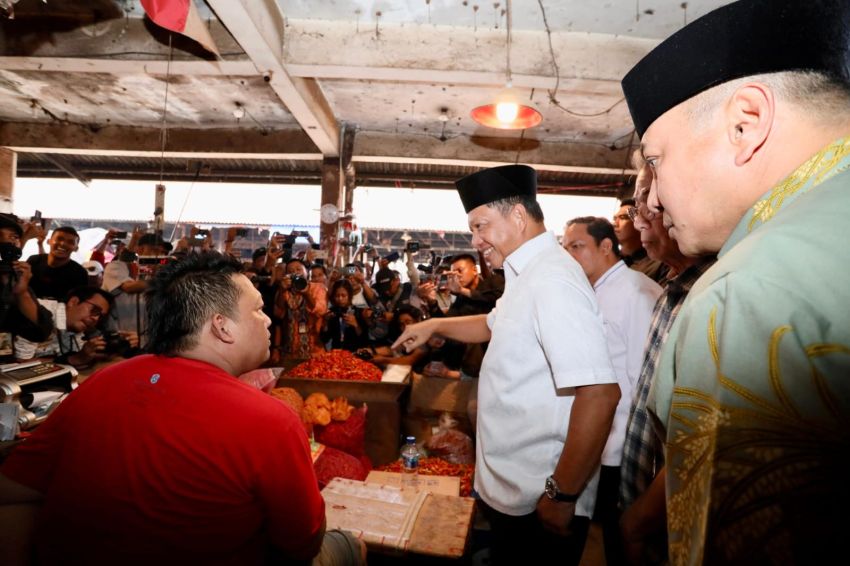 Tinjau Pasar Induk Tanah Tinggi, Mendagri: Inflasi Terkendali, Daya Beli Masyarakat Masih Terjaga