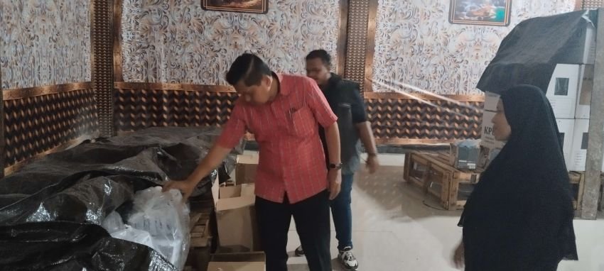 Bawaslu Sumut Monitoring Gudang Logistik KPU Tanjungbalai