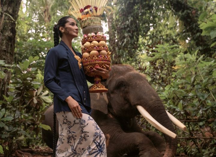 'Sarwa Prani", Kolaborasi Apik Menggah Agung dan Maudy Koesnaedi