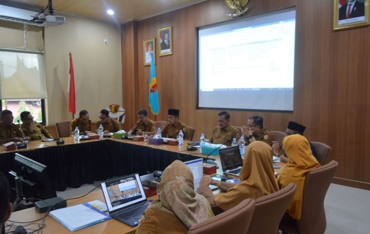 Bappeda Kota Solok Solok melaksanakan Focus Group Discussion (FGD)