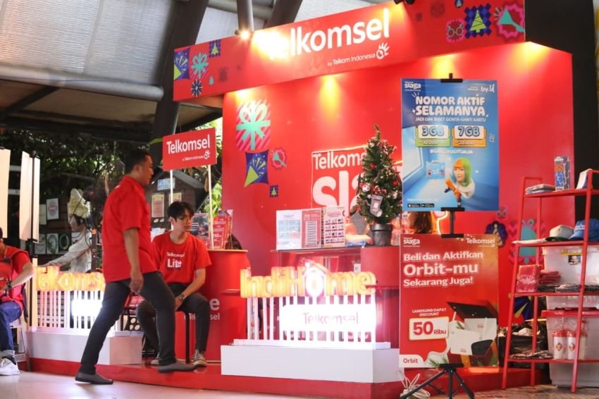 Telkomsel Catat Pertumbuhan Trafik Broadband 17,95%, Sukses Sambungkan Semangat Pelanggan Selama Natal dan Tahun Baru 2024/2025