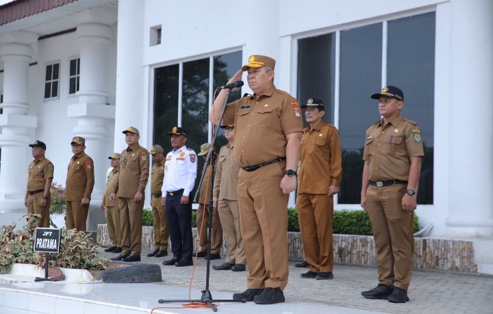 Sekda Pimpin Apel Gabungan di Lingkungan Pemkab Asahan