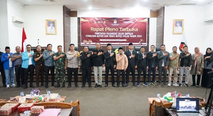Rapat Pleno Terbuka Penetapan Pasangan Calon Terpilih Pemilihan Bupati dan Wakil Bupati Solok Tahun 2024