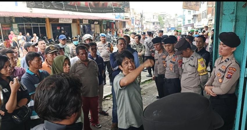 Cucu Ahli Waris Siap Bertaruh Nyawa untuk Kebenaran di Tengah Ricuh Eksekusi Objek Perkara Jalan Sitombol Padangsidimpuan