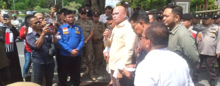 Tokoh Pemuda, Ormas Islam dan Mahasiswa Geruduk Kantor DPRD T.Tinggi, Diduga Cafe Adakan Hiburan Vulgar