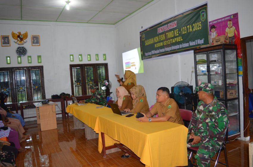 Kolaborasi Satgas TMMD 123 Kodim 0212/Tapsel dengan Dinas Kesehatan Mencegah Stunting di Desa Simanuldang Palas