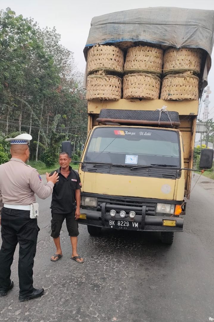 Truk Angkut Barang Melebihi Tonase Diamankan Satlantas Polres Asahan