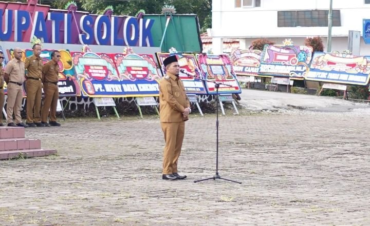 Pasca Dilantik, Wabup Solok Candra Pimpin Apel Gabungan Perdana Di Lingkungan Pemkab Solok