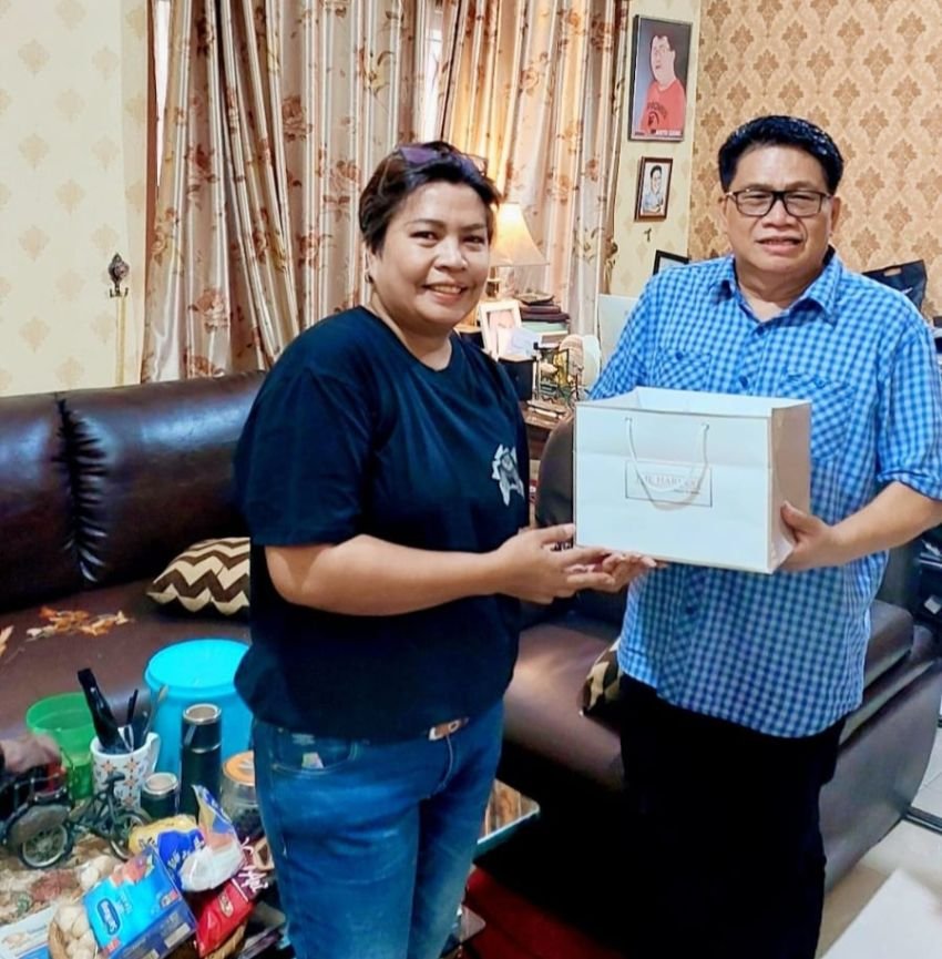 Sambut HPN 2025, Indosat Kirim Bingkisan Spesial ke Redaksi Sumut24