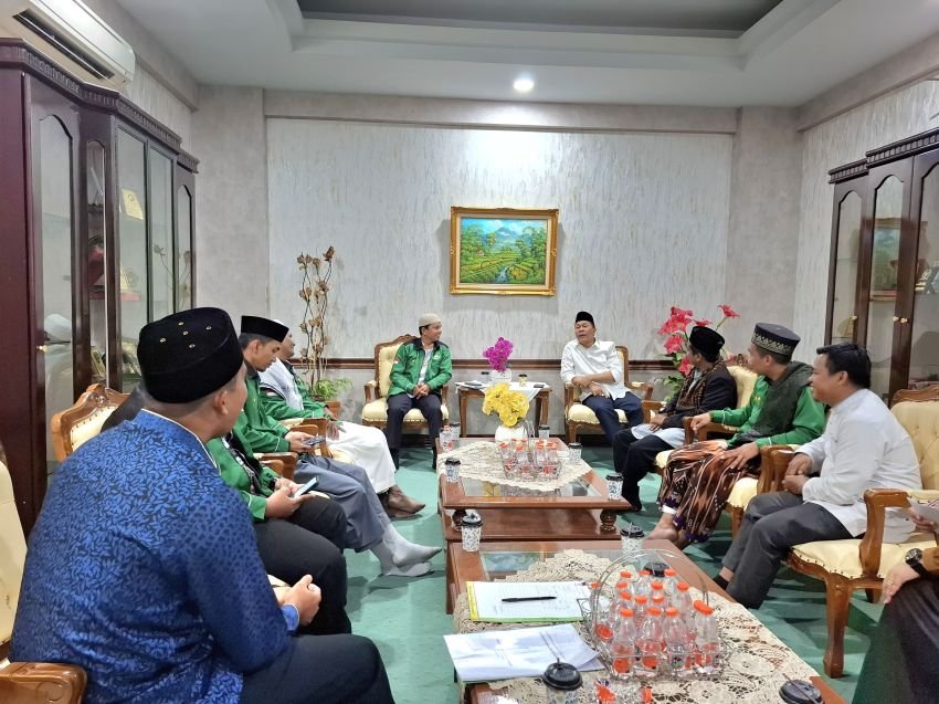 Kolaborasi Bina Umat, Kakanwil Terima Kunjungan Silaturahmi Ikatan Da&rsquo;i Muda