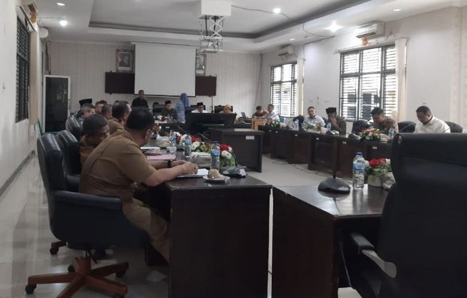 DPRD Kota Solok Menggelar Audiensi dengan Forum Komunikasi Non-ASN Kota Solok