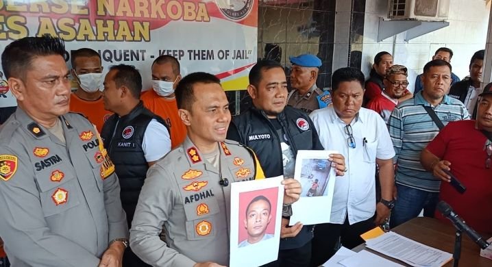 Satresnarkoba Polres Asahan Grebek Rumah Bandar Sabu X