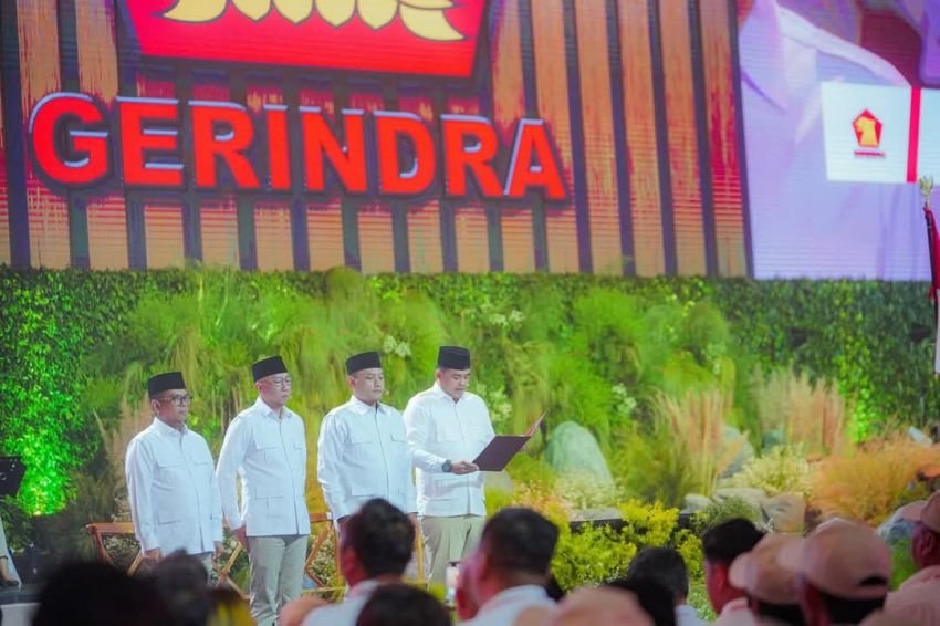 Bobby Afif Nasution Bacakan Jati Diri Kader Partai Gerindra di Hadapan Presiden Prabowo dan Ribuan Kader
