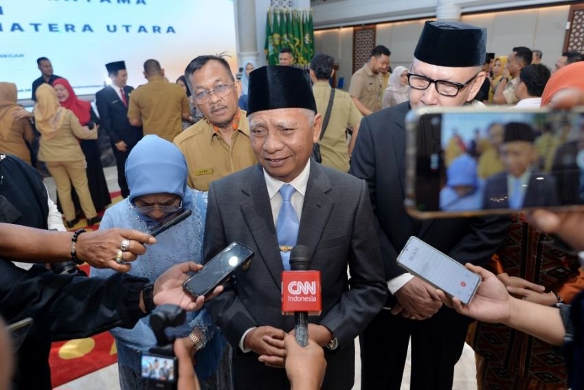 Wakil Gubernur Sumut Lantik 12 Pejabat Pimpinan Tinggi Pratama di Pemprov Sumut