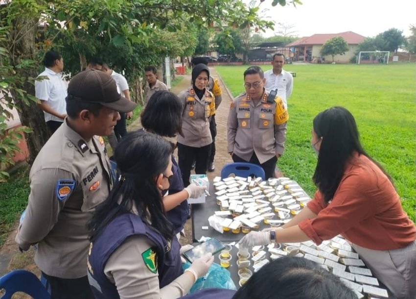 Polresta Deli Serdang Gelar Tes Urine Mendadak