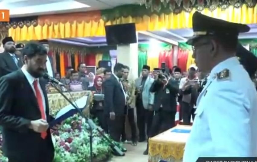 Sidang Paripurna Istimewa DPRK kota Lhokseumawe, Walikota dan Wakil walikota Lhokseumawe dilantik oleh Gubernur Aceh.