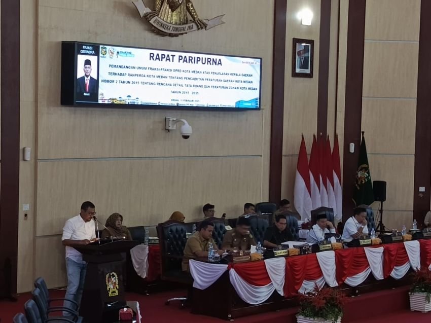 Terkait Pencabutan Perda 2 Tahun 2015, Janses Simbolon Sampaikan Pandangan Umum Fraksi Partai Hanura-PKB
